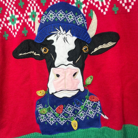 🎄|•HOLIDAY TIME•| Cow Christmas Sweater Size 2XL (50-52) - Picture 2 of 8